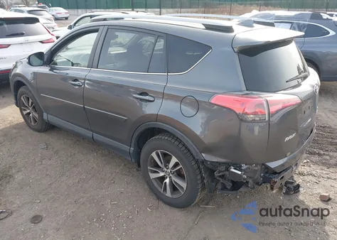 2017 Toyota Rav4 Xle z USA, uszkodzony, nr VIN JTMRFREV3HJ162046